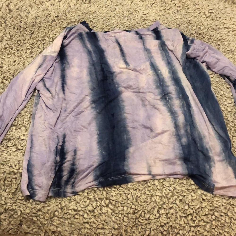 Long sleeve tee